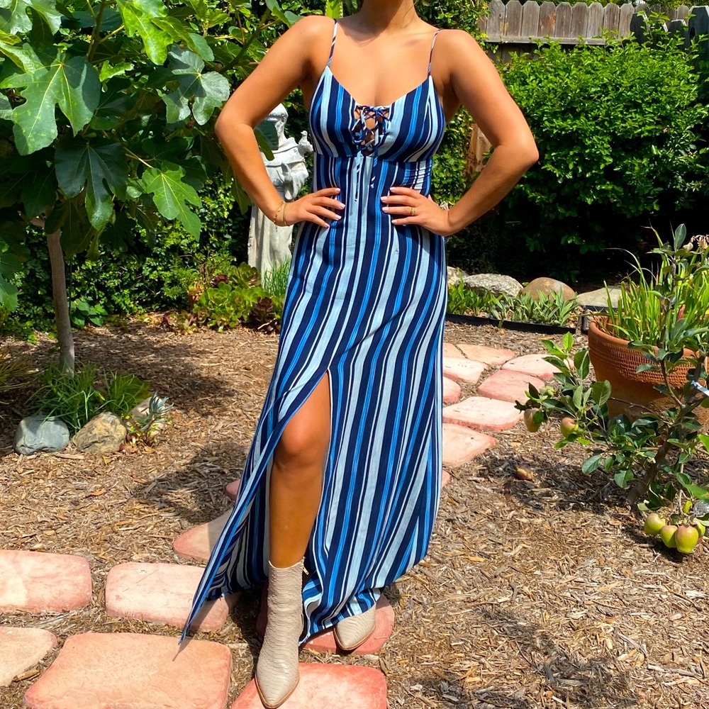 Show me your Mumu maxi Dress